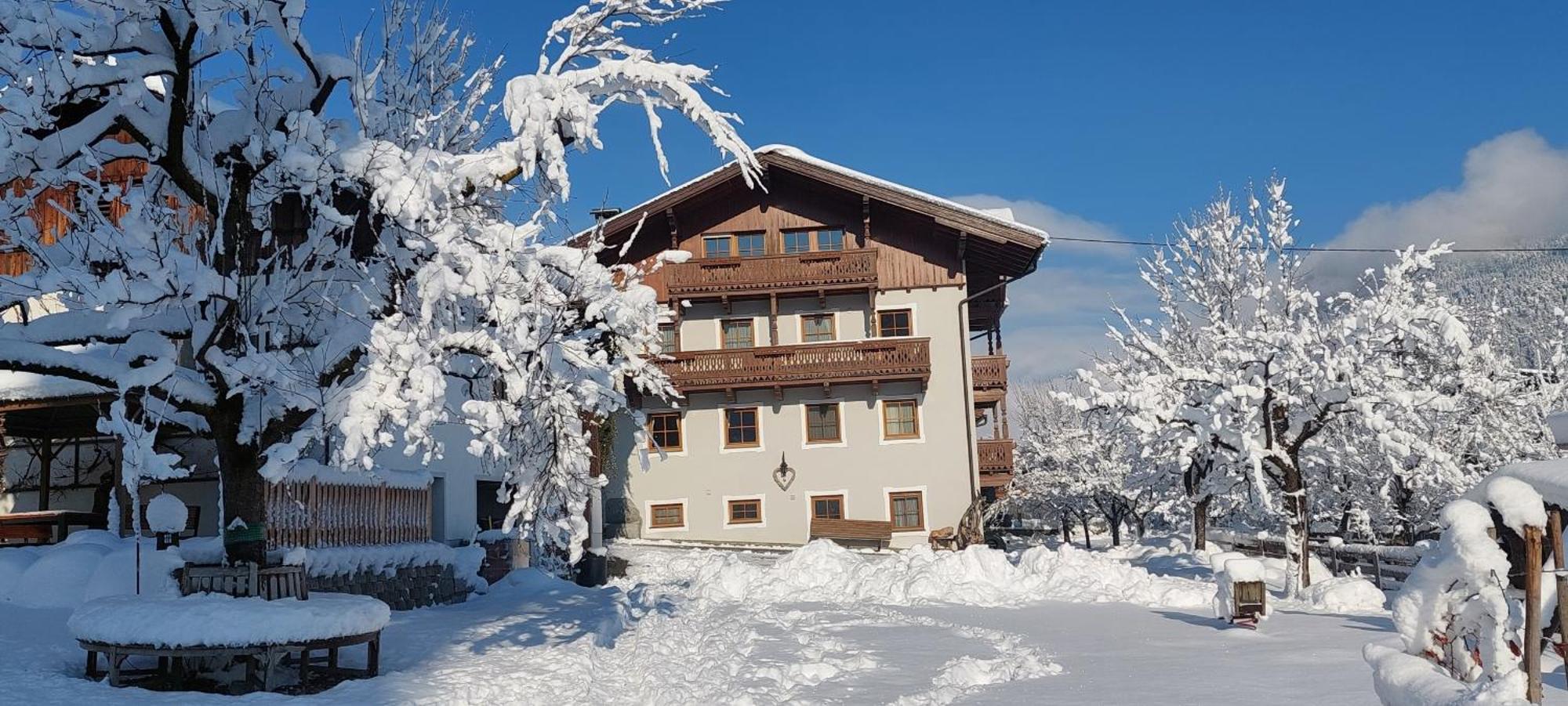 Brixnerhof Im Zillertal Hotel Schlitters Exterior photo